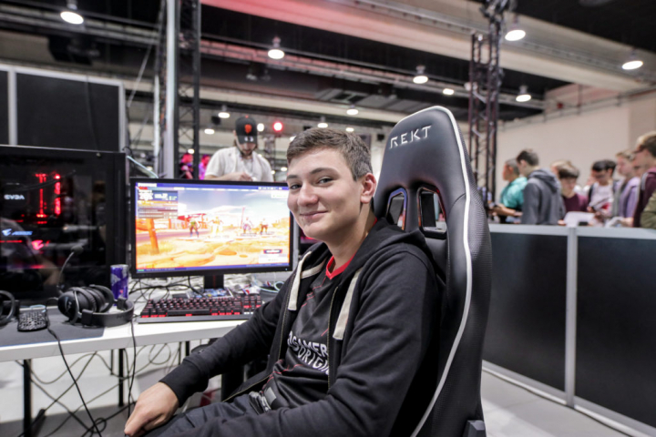 Fornite : GamersOrigin se sépare de JuleZ